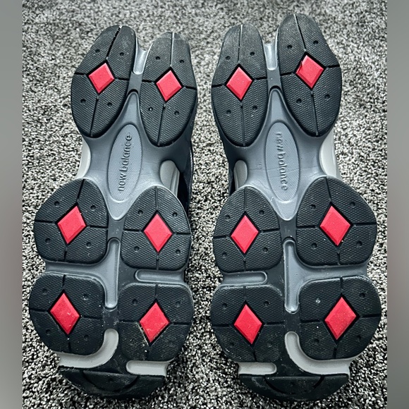 New Balance 9060 sneakers “Black Castlerock Grey” - Picture 3 of 7